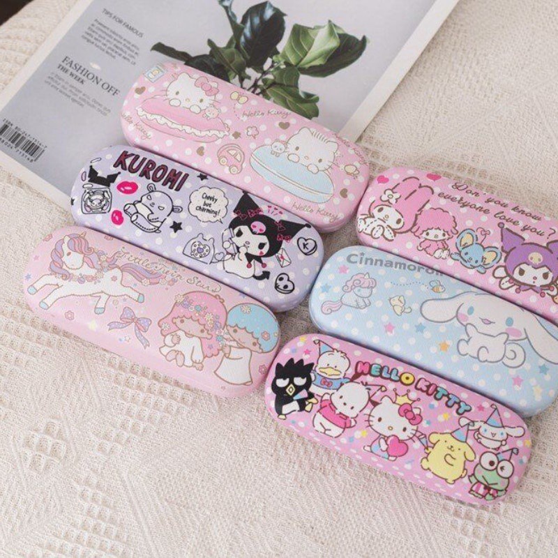 Hộp đựng mắt kính họa tiết hoạt hình Kuromi Cinnamonrols dễ thương