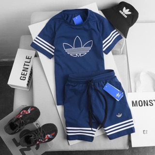Bộ adidas size đại cho bé yêu