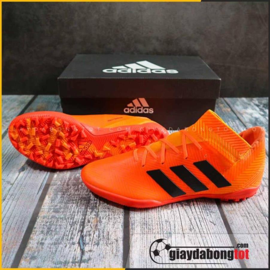 ĐẸP Giày Đá Bóng Nemeziz 18.3 TF | Chống nước tốt, Độ bền rất cao mà không cần khâu đế ."{ ( +