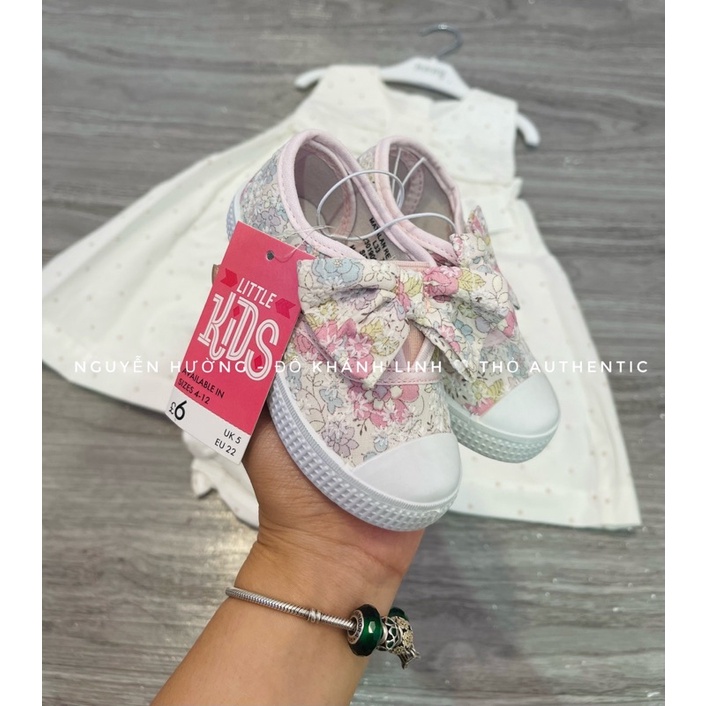 Giày bé gái