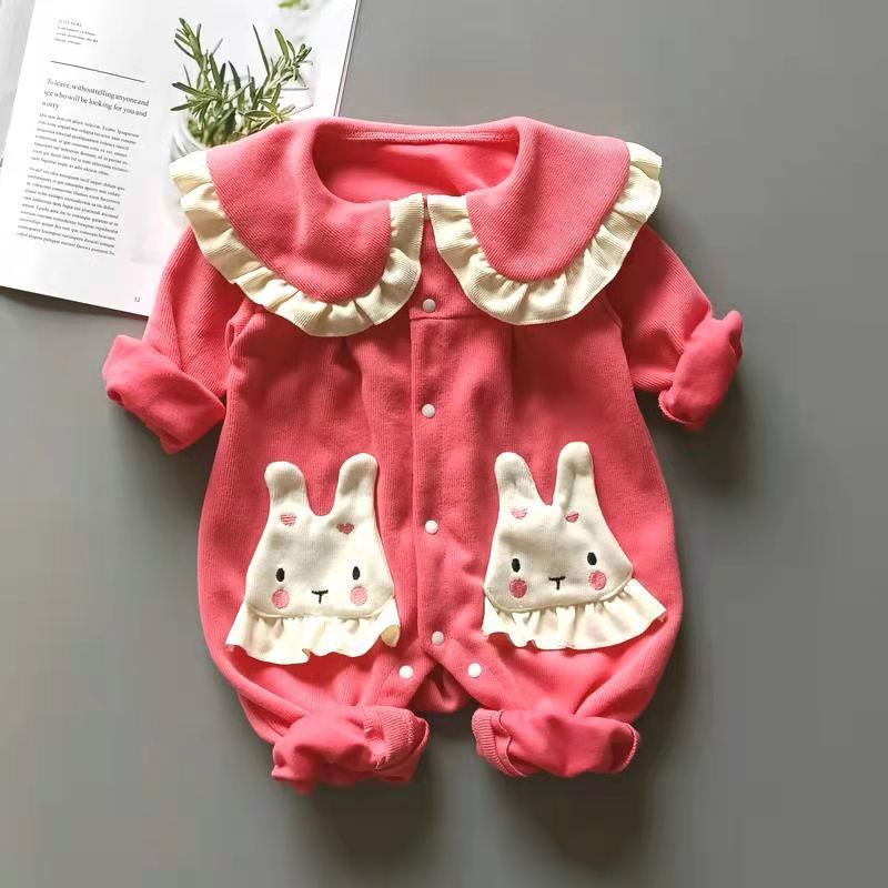 Bộ áo liền quần dễ thương cho bé sơ sinh