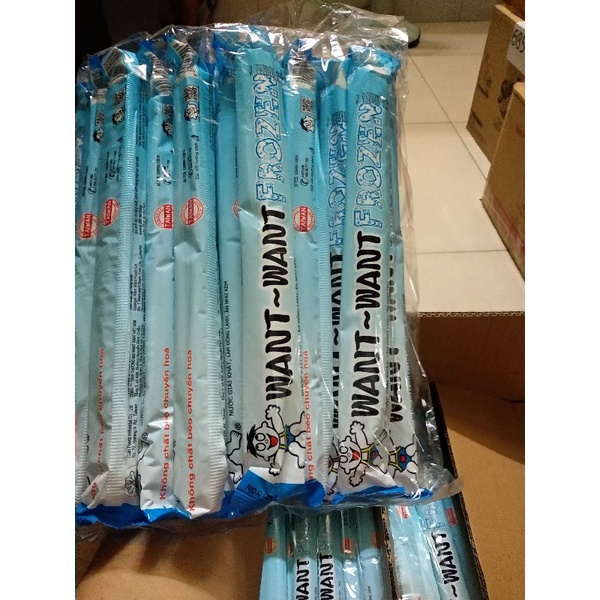 Kem trái cây tươi Want Want đủ mùi vị