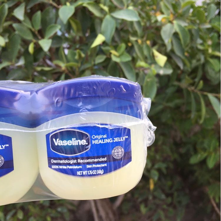 Sáp dưỡng môi Vaseline 49gr (mỹ)