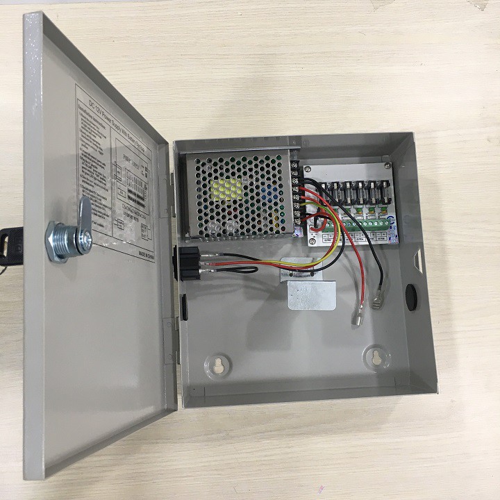 Hệ thống kiểm soát độc lập cho cửa kính SAFARISG SHP-S502P ( Bộ lưu điện không bình Ắc quy)
