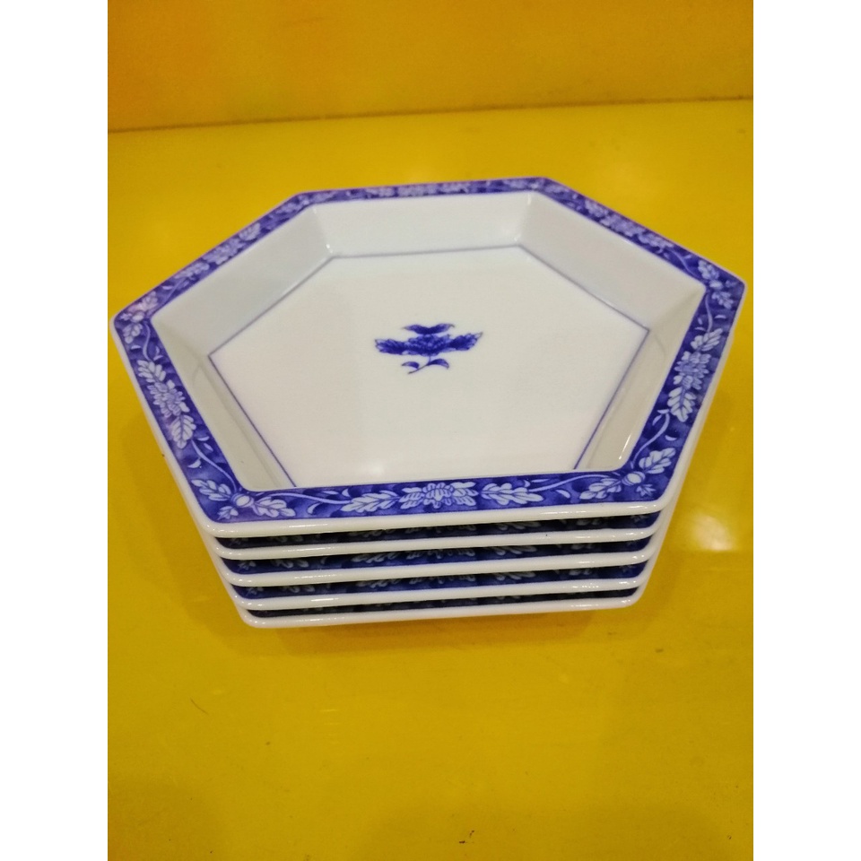 Bộ 5 đĩa sứ Nhật, size 16cm (mã 924)