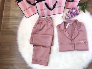 Bộ lụa satin Vic