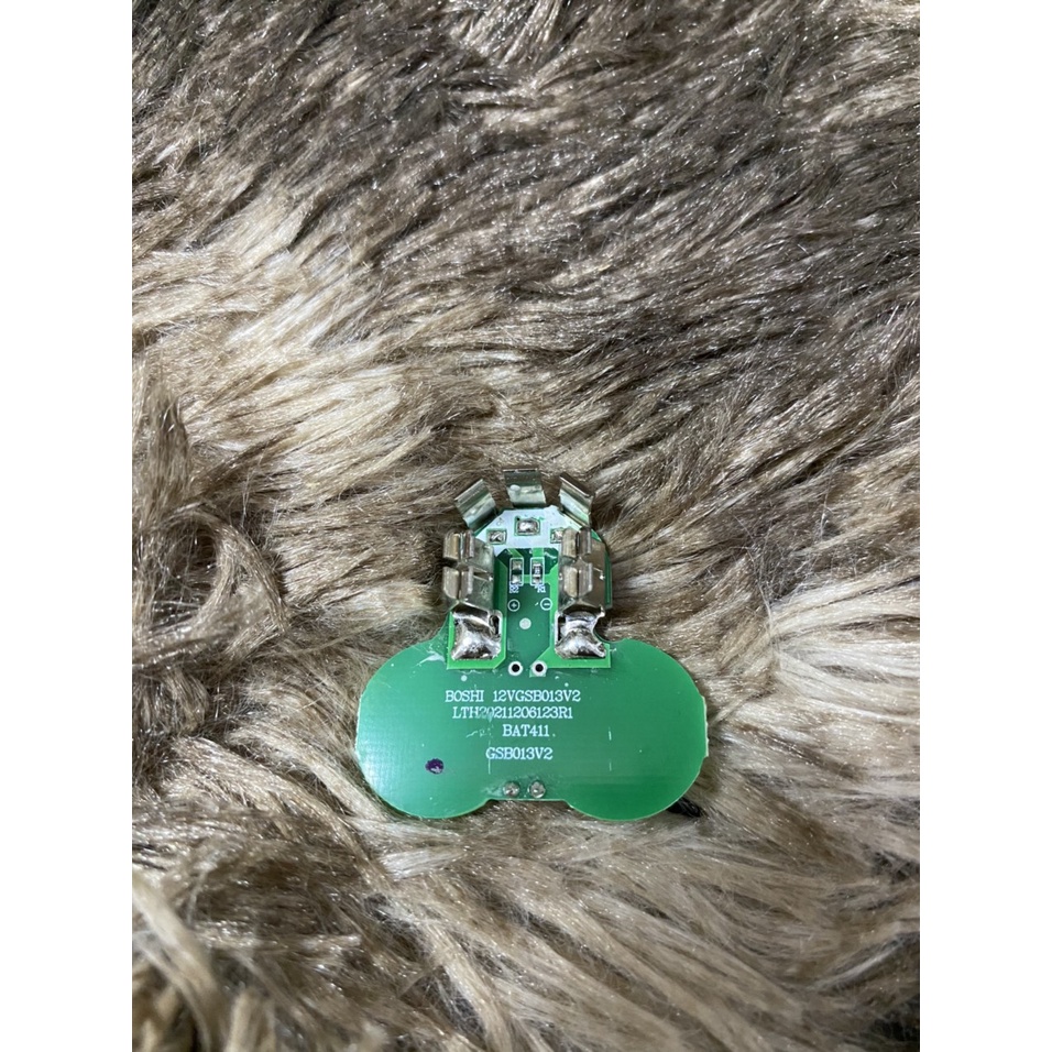 Bộ vỏ pin và mạch pin Bosch 10.8V Li-ion nhận sạc zin. BN.