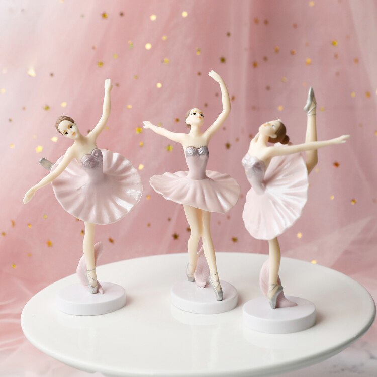 Topper Cắm Trang Trí Bánh Kem Hình Cô Dâu Chú Rể Xinh Xắn