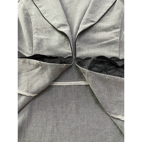 Áo vest Ninomaxx màu xám phối ren - Thanh lý vnxk