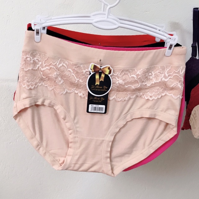 Quần lót cotton ren lưng cao fom to