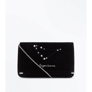 AU736: Clutch Capricorn cung Ma Kết NEWLOOK nhung mịn hàng chính hãng sale 50%