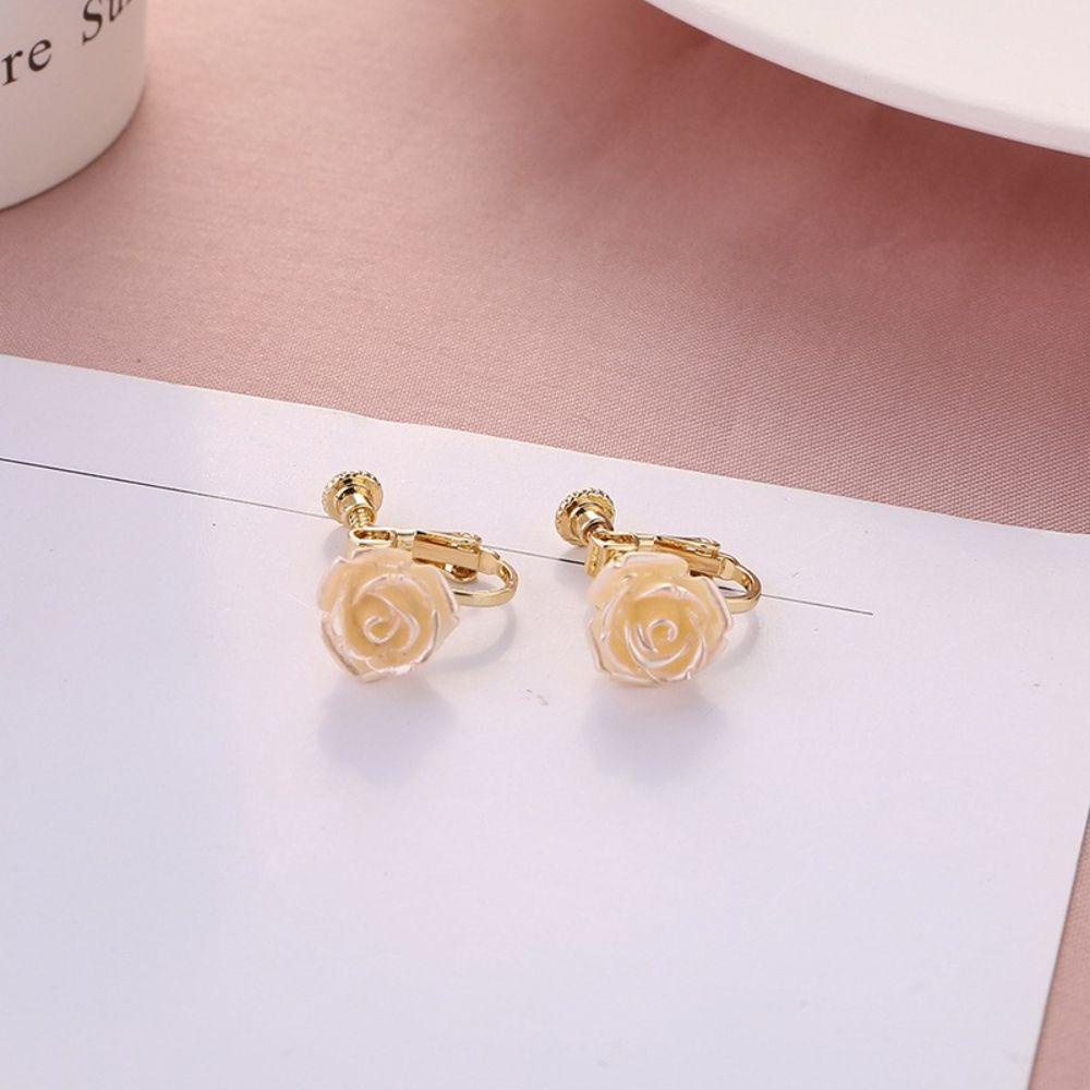 Khuyên Kẹp Vành Tai Hình Hoa Hồng Trắng Phong Cách Hàn Quốc Sang Trọng Cho Nữ