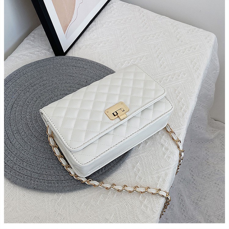 TÚI ĐEO CHÉO NỮ CNK TRẦN TRÁM SIZE 20 KHÓA GẬP CAO CẤP PK 107