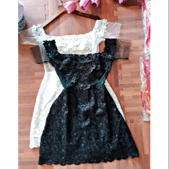 Đầm ren phối lưới đính ngọc cao cấp | BigBuy360 - bigbuy360.vn