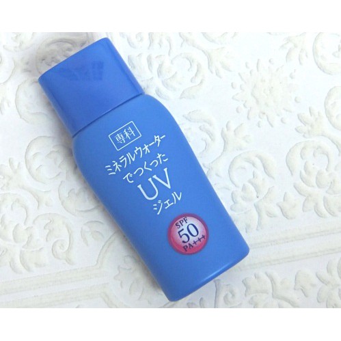 Kem chống nắng Shiseido màu xanh Mineral Water Senka SPF 50 40ml