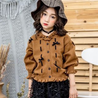 Áo len bé gái pha lông cừu