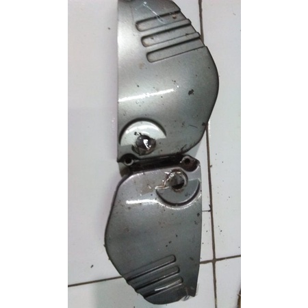 Ốp Bọc Bảo Vệ Hộp Số Xe Hơi Phía Trước 120 R LUMBA Tiện Dụng