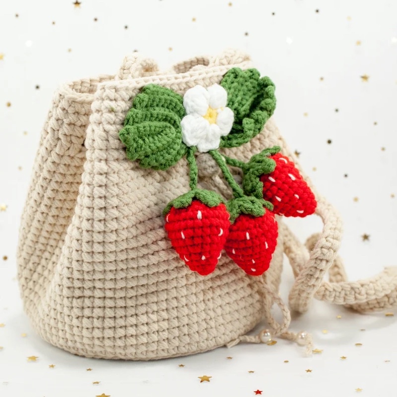 Túi dây rút mẫu dâu tây