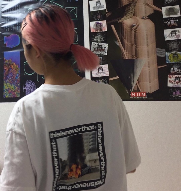 Áo thun thisis vuông