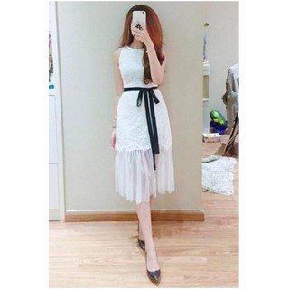 Đầm ren đuôi cá thắt nơ eo