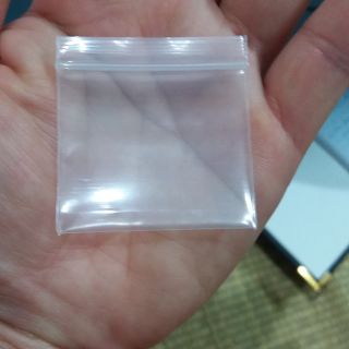 100c túi zip nhỏ viền trắng  4x4 cm, đẹp, dày dặn