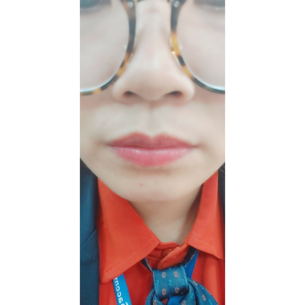 Dưỡng Môi Tinh Chất Vàng Collagen | BigBuy360 - bigbuy360.vn