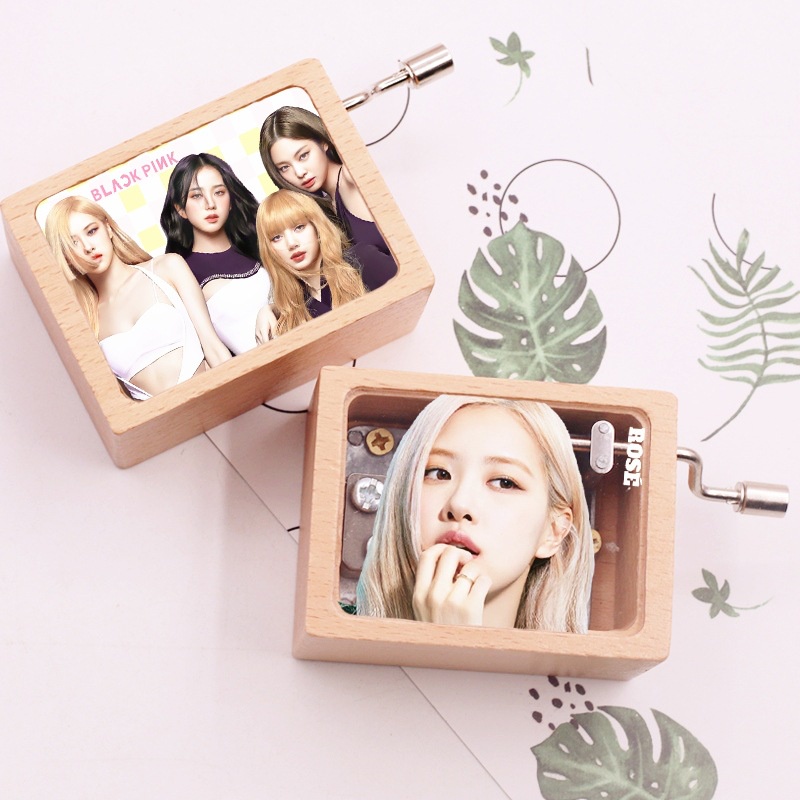 Hộp Nhạc Kpop BLACKPINK Lisa Beech