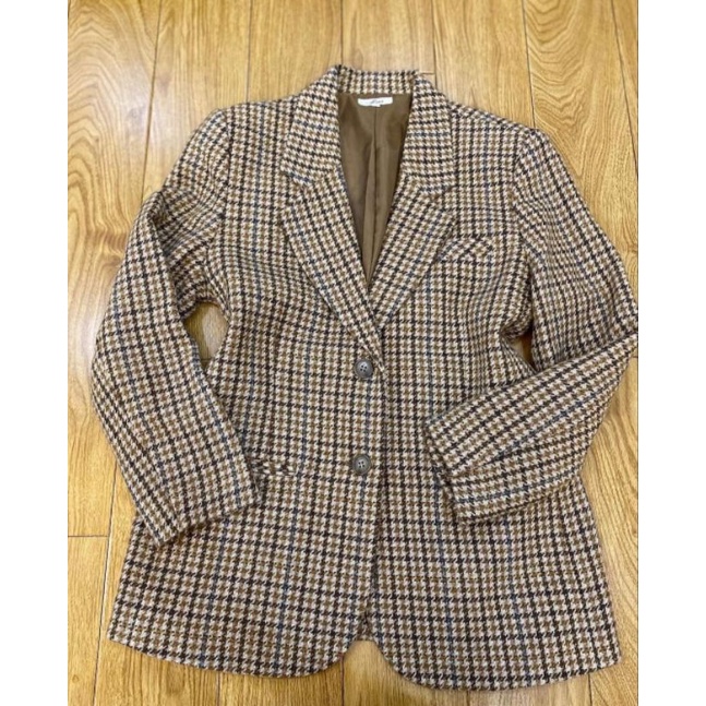 Blazer hoạ tiết Răng sói nâu