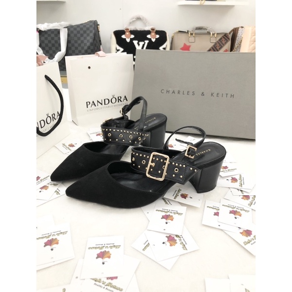 Guốc cnk 7p fullbox vip còn sz 36 sale 360k