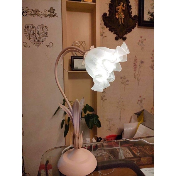 Đèn ngủ hoa hồng Châu Âu ấm áp và sang trọng