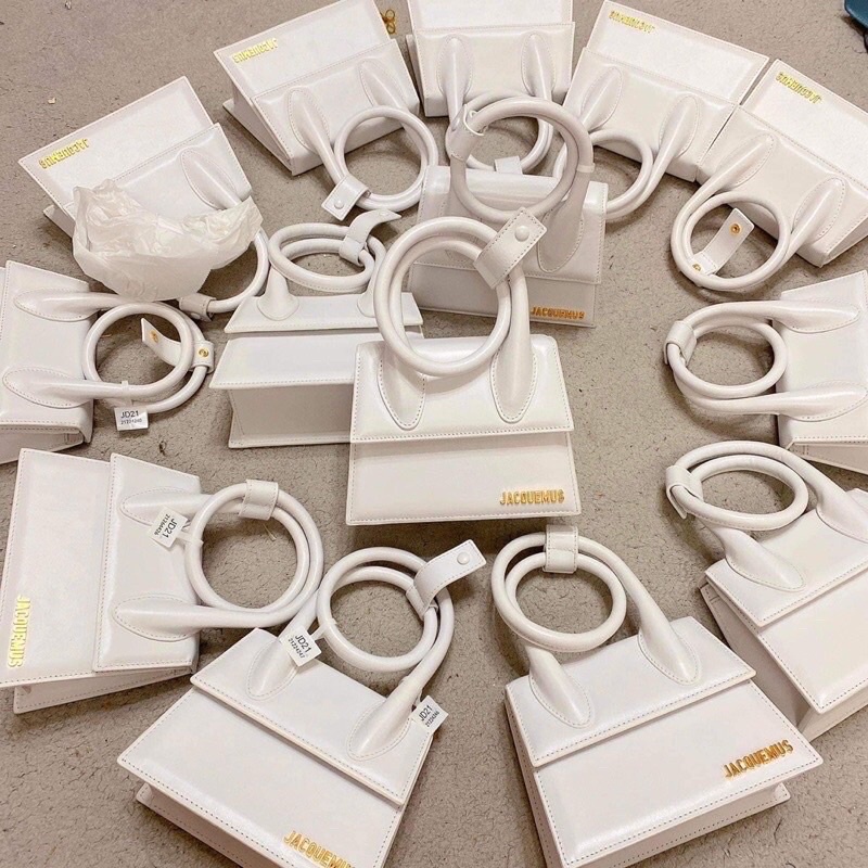 Túi JacQuemus Quai Xoắn Hàng FullBox Size 20