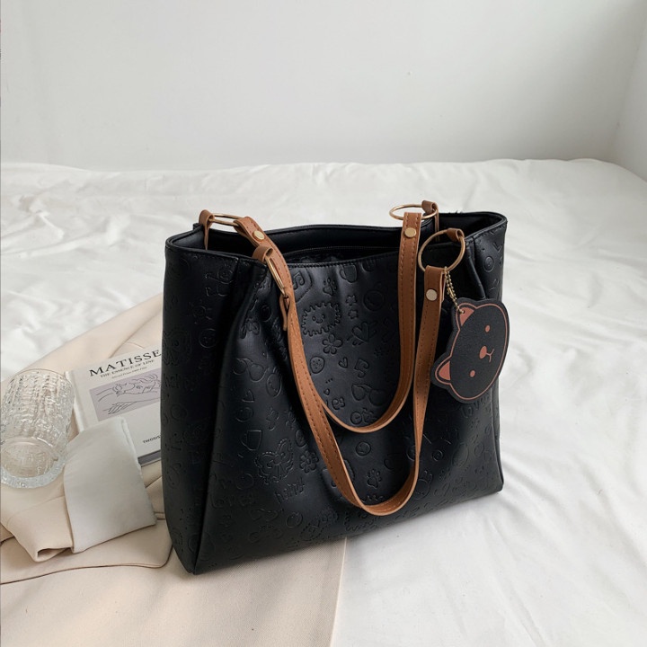 Túi tote nữ da đeo vai họa tiết cute dập nổi BAG U TOTEDN15
