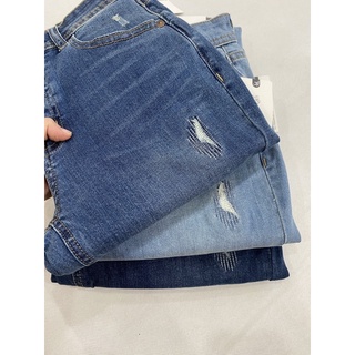 quần jeans thiêu rách