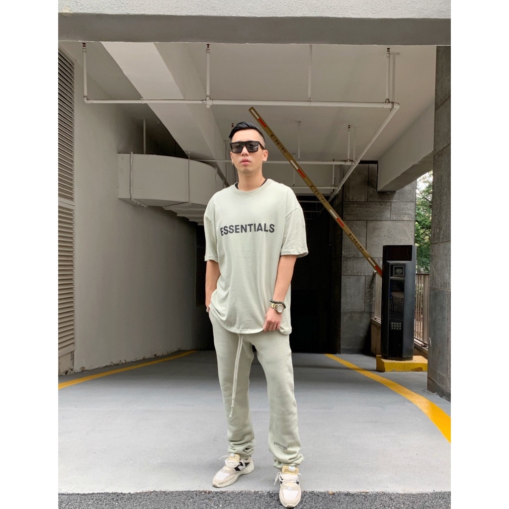 [MÃ MATLTA GIẢM 20K] Áo thun Fear Of God FOG Essentials SS20 bản cao cấp chuẩn form âu, Áo tee Essentials in chữ silicon | BigBuy360 - bigbuy360.vn