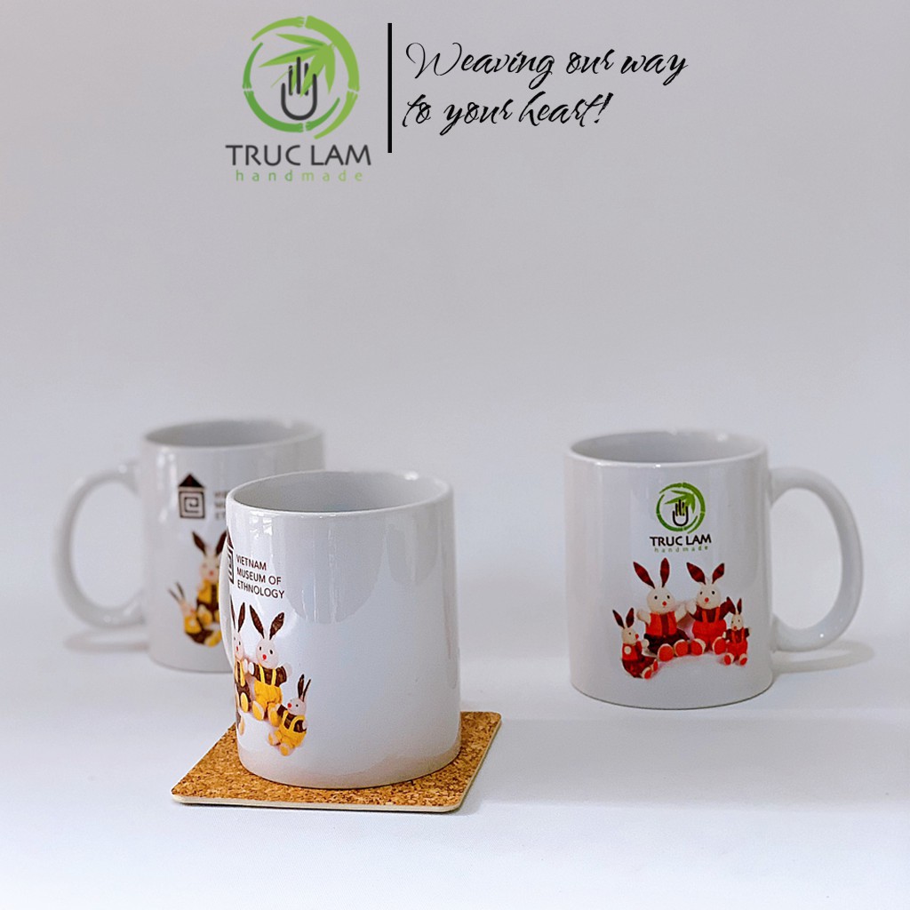 Cốc Sứ Bát Tràng Có Quai In Hình Gia Đình Thỏ - Trúc Lâm Handmade