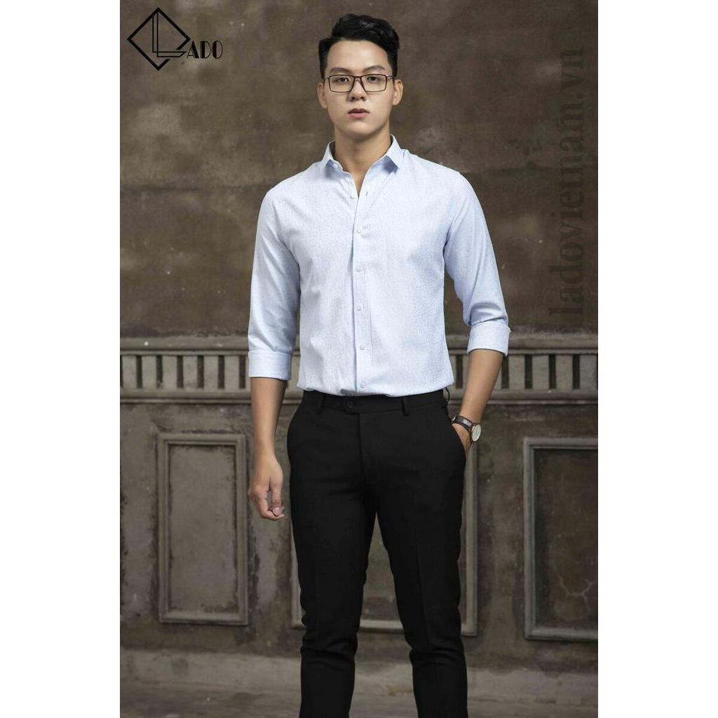 Áo sơ mi cotton hoạ tiết nhỏ màu xanh nhạt dài tay LADO 944