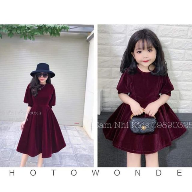 Váy xoè nhung đỏ