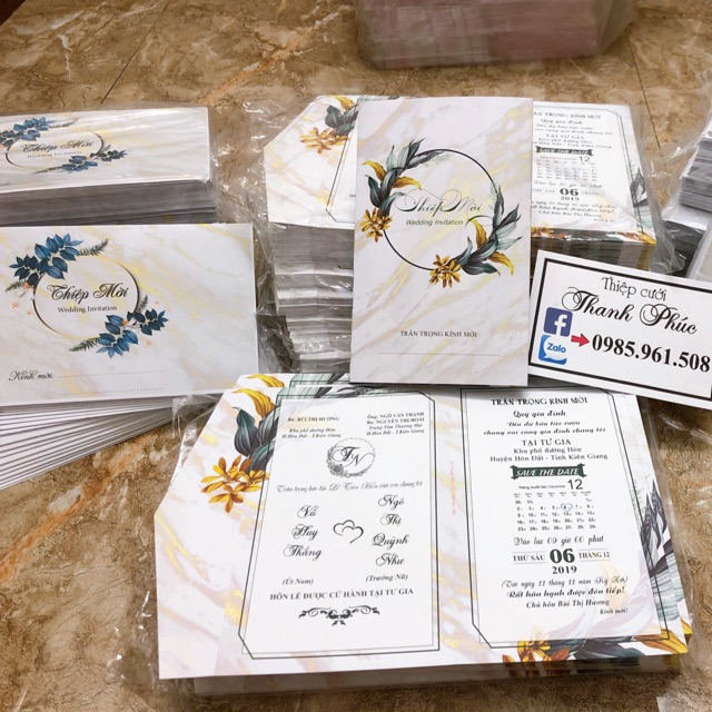 THIỆP CƯỚI HOA XANH (gồm công in nội dung hoàn chỉnh)