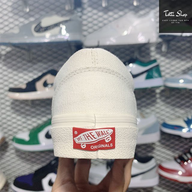 Giày Vault Trắng Nam Nữ