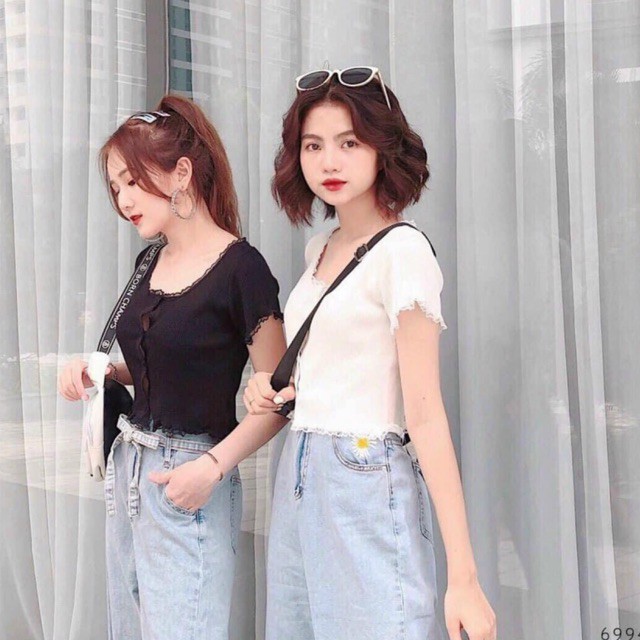 Áo Croptop cổ vuông, viền ren form ôm cực đẹpcó hình thật tự chụpÔm dáng vải mềm