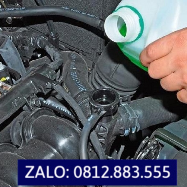 Nước làm mát động cơ ô tô Flamingo can xanh 5 lít F078