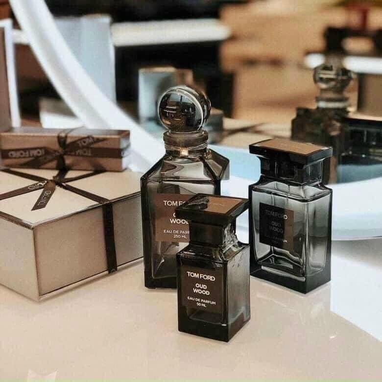Nước Hoa Tom Ford Oud Wood - Chiết 10ml - Mẫu Thử
