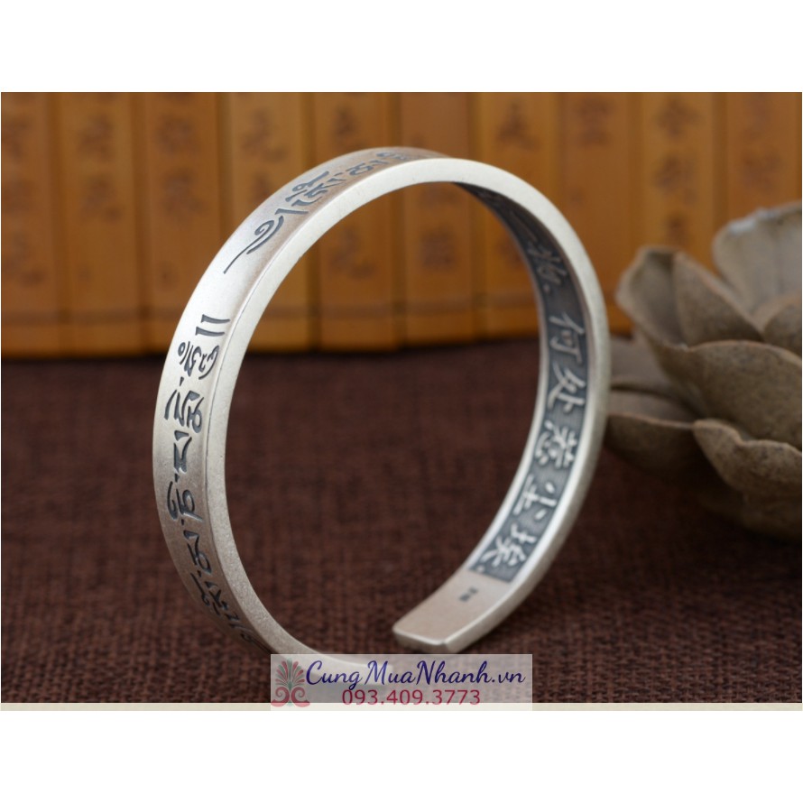 VÒNG TAY KHẮC OM MANI PADME HUM TÂY TẠNG - VT2502