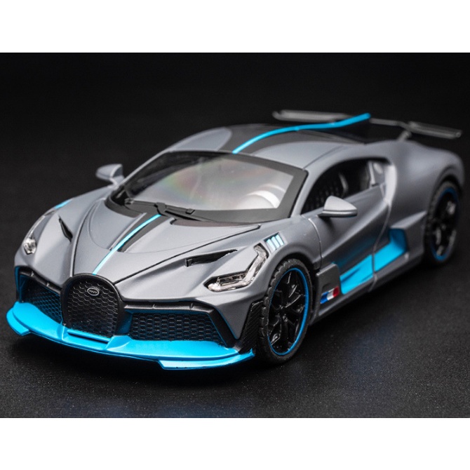 Đồ chơi Xe mô hình Bugatti Divo chất liệu hợp kim cao cấp, tỷ lệ 1:32