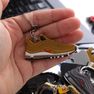 Móc khóa giày sneaker cao su non mềm, nhiều mẫu hottren