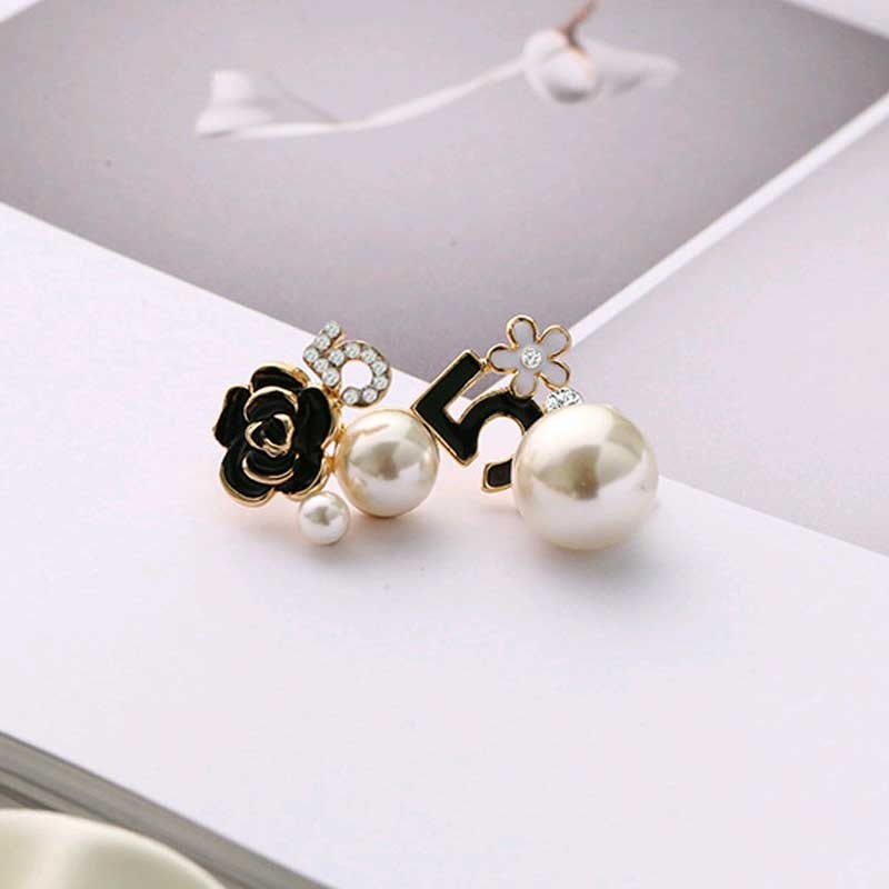 Bông tai dáng dài hình số 5 đính ngọc trai sang trọng