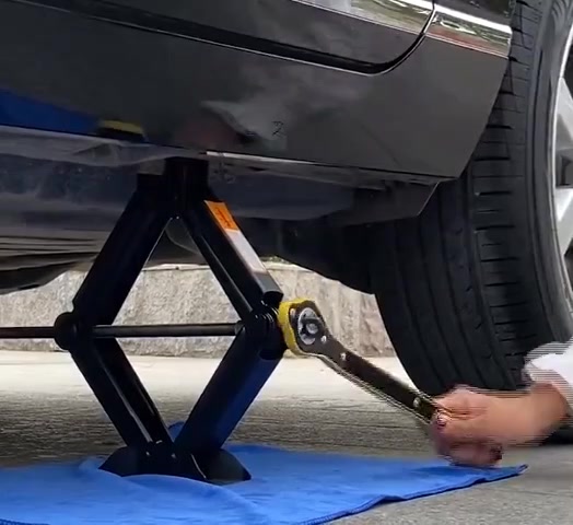 Bộ Kích Gầm Ô Tô, Kích Thay Lốp Cho Xe Hơi