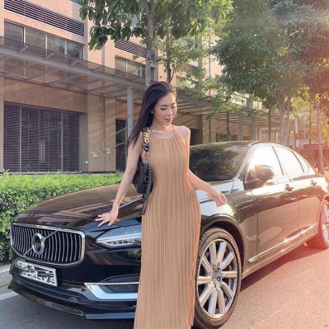 VÁY MAXI XẾP LY THÁI CỔ YẾM