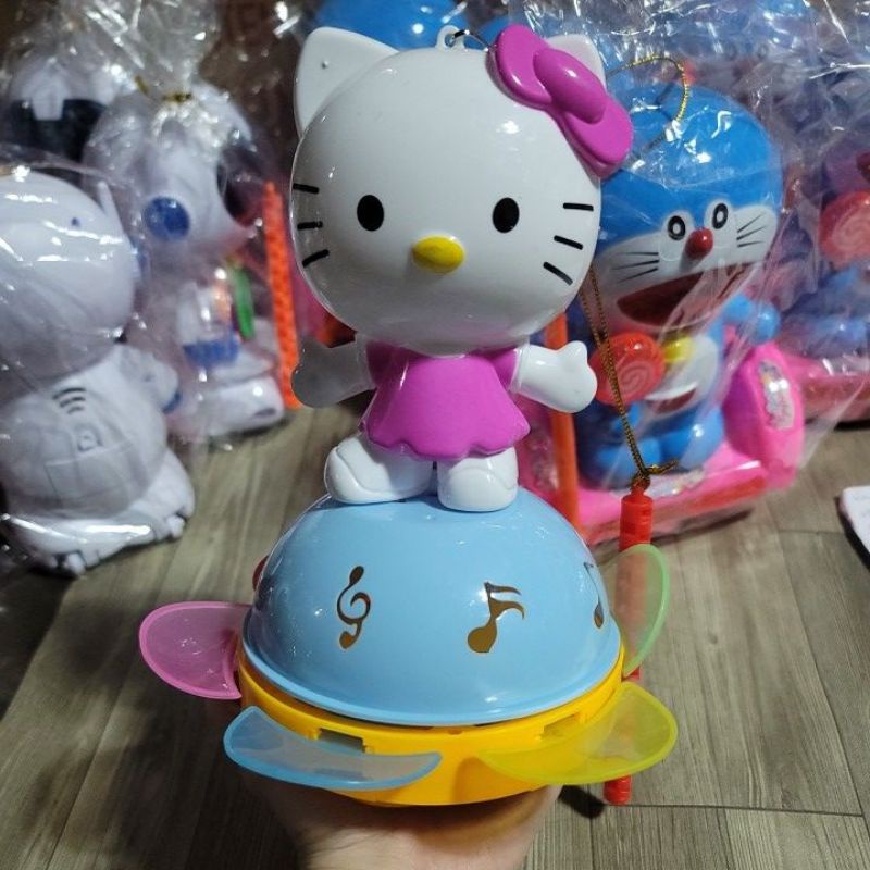 Đồ chơi lồng đèn hello kitty trung thu cho bé có đèn sáng lung linh bánh xe xoay vòng rực rỡ tặng kèm pin