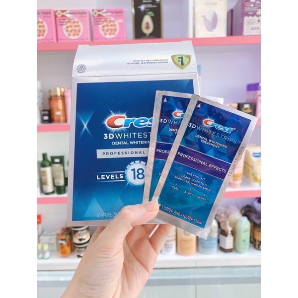 Miếng dán trắng răng Cre.sh 3D Whi.testrips For Professional Level Whitening. (Mẫu Mới)